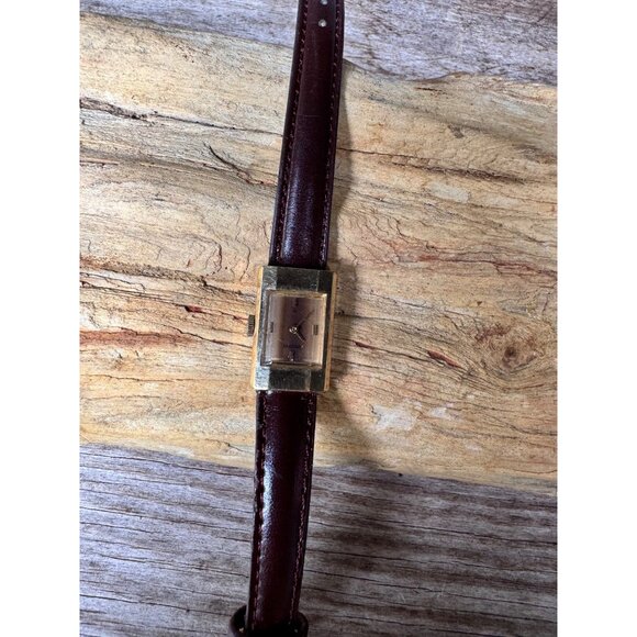 Vintage Seiko Quartz Rectangular Ladies Watch Brown Leather Strap Runs New Batte - Picture 6 of 8